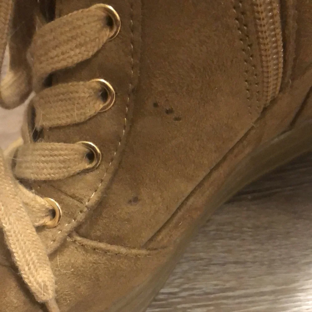 Guess Booties - Picture 5 of 6